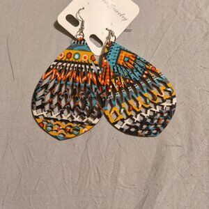 PRETTY WESTERN EARRINGS